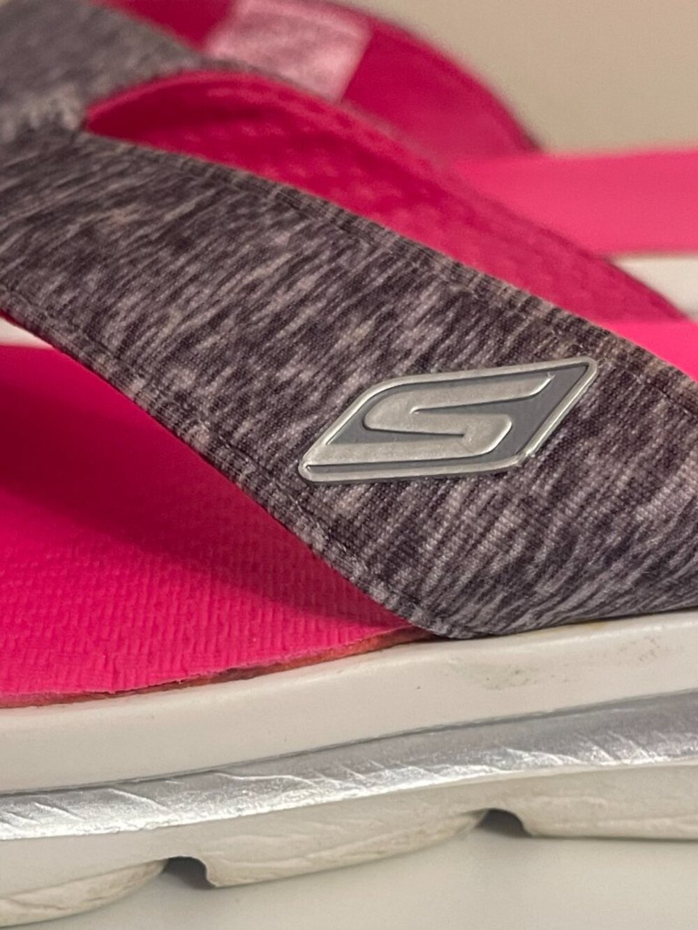 Skechers Goga Mat Flip Flops Size 10 - Picture 7 of 9